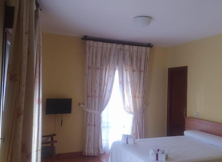 اتاق استاندارد یک نفره, Segontia