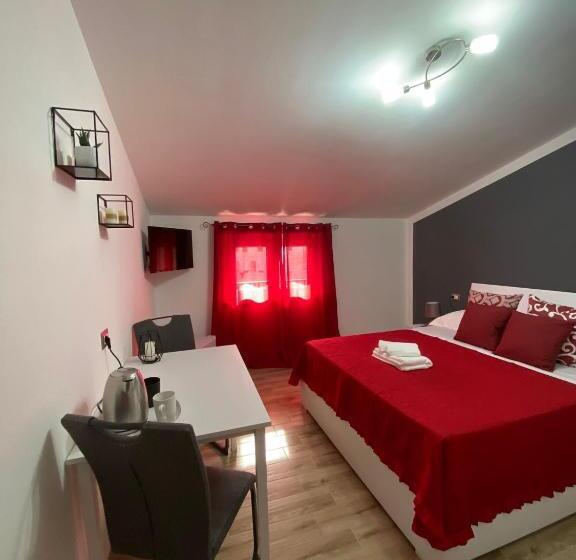 اتاق استاندارد, Cadoni Guest House