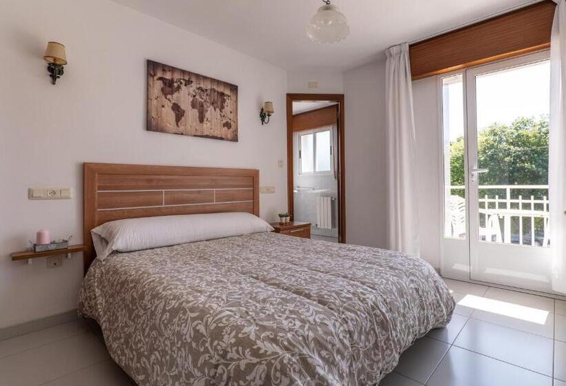 اتاق استاندارد با بالکن, Galerna Hostal