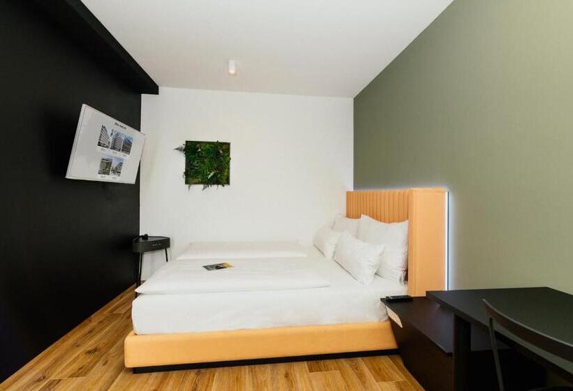 استودیوی لوکس, Rioca Vienna Posto 2