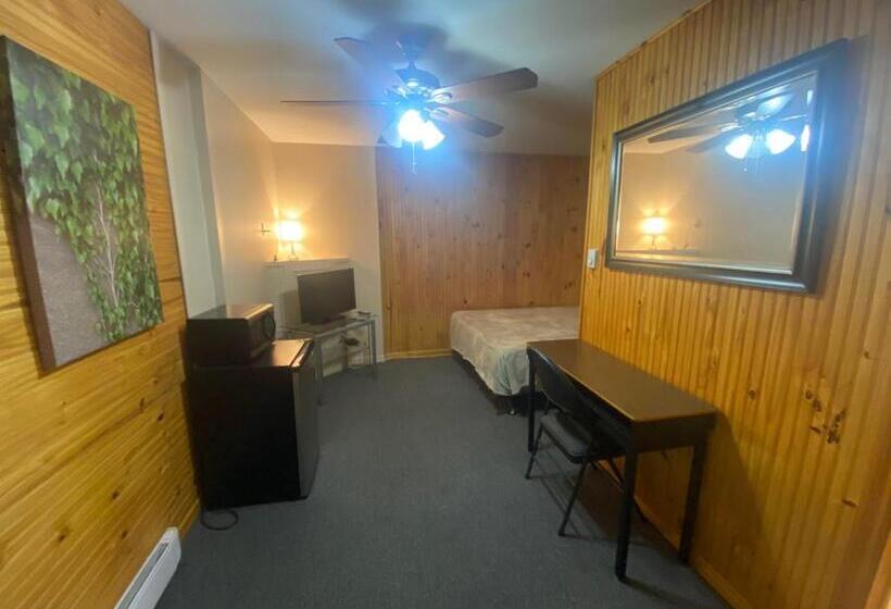اتاق استاندارد یک نفره, Hillcrest Motel