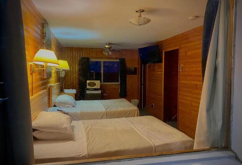 اتاق استاندارد, Hillcrest Motel