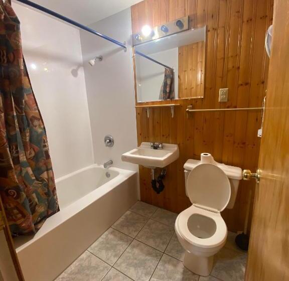 اتاق استاندارد, Hillcrest Motel