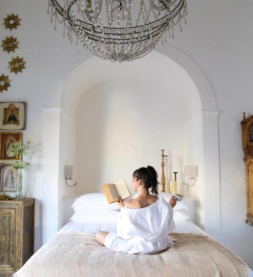 مجموعه ویستا شهر, Colégio Charm House
