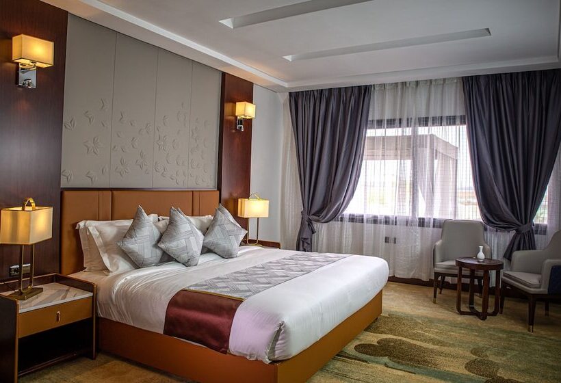 سوییت اجرایی, Waves Aqua Resort