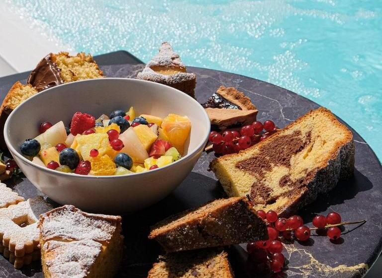 اتاق خانوادگی, Kairos Resort & Spa