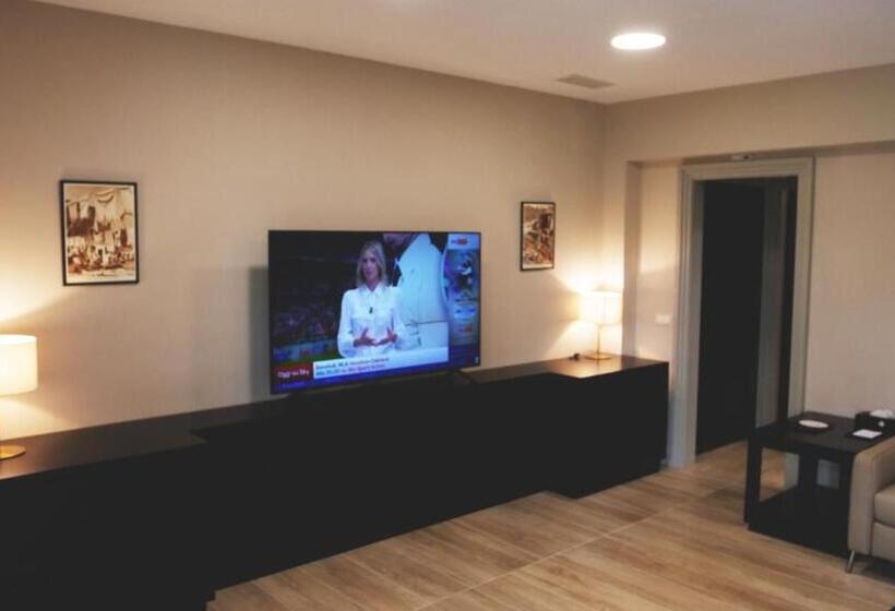 سوییت, Kairos Resort & Spa