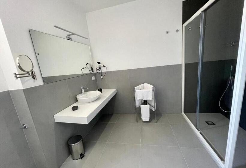 اتاق استاندارد با بالکن, Matthew’s Home B&b