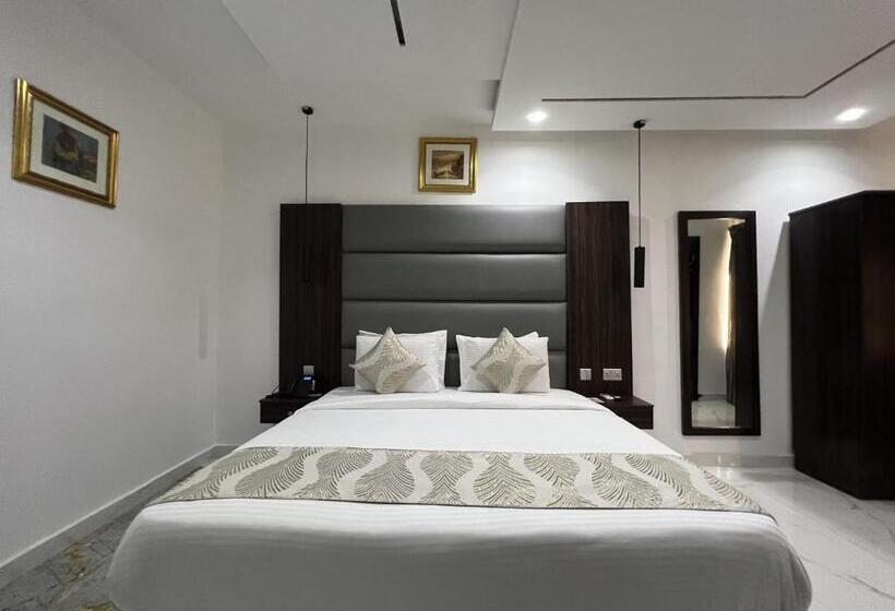 اتاق لوکس یک تخته, Riviera Hotel, Apartments & Resorts