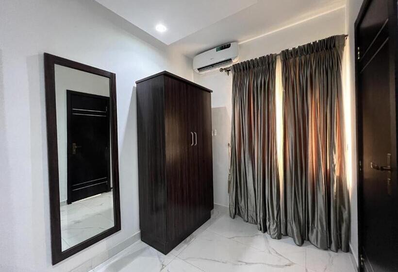 اتاق لوکس یک تخته, Riviera Hotel, Apartments & Resorts