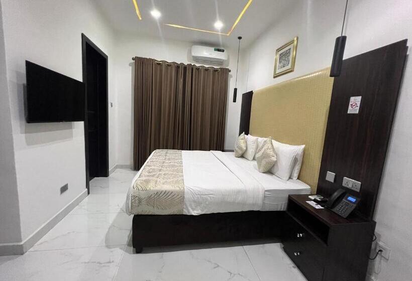 اتاق لوکس, Riviera Hotel, Apartments & Resorts