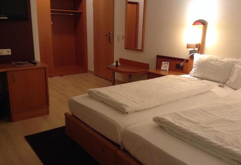 اتاق استاندارد سه نفره, Akzent Hotel Restaurant Albert