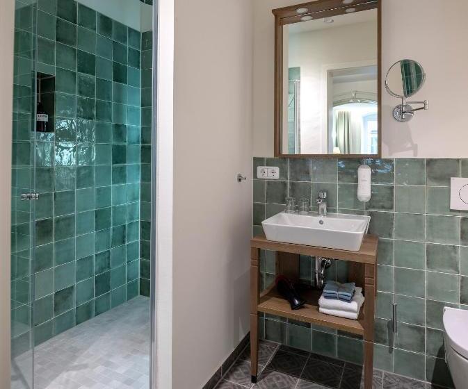 سوییت جونیور, Altstadthotel Der Patrizier