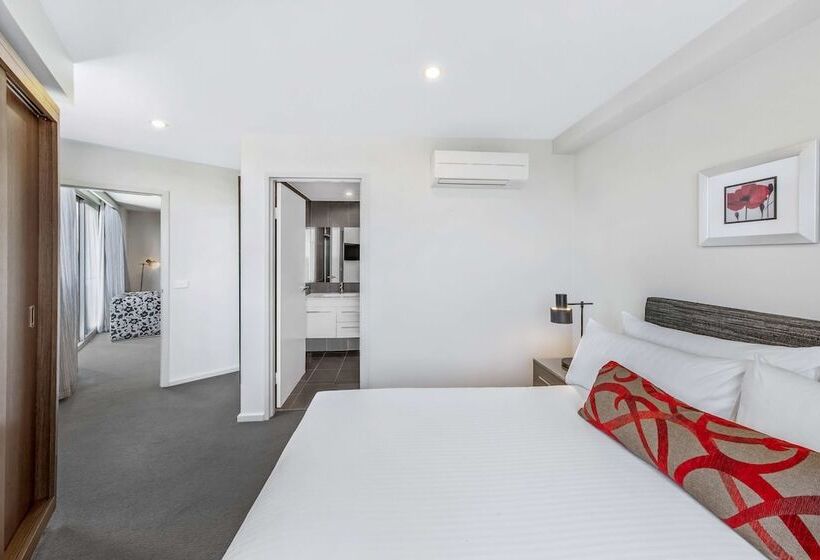 1 Bedroom Premium Apartment, Adina Serviced Apartments Canberra, Dickson