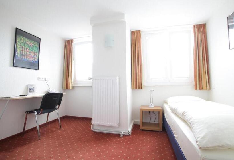 اتاق استاندارد یک نفره, Baltic Hotel Lübeck