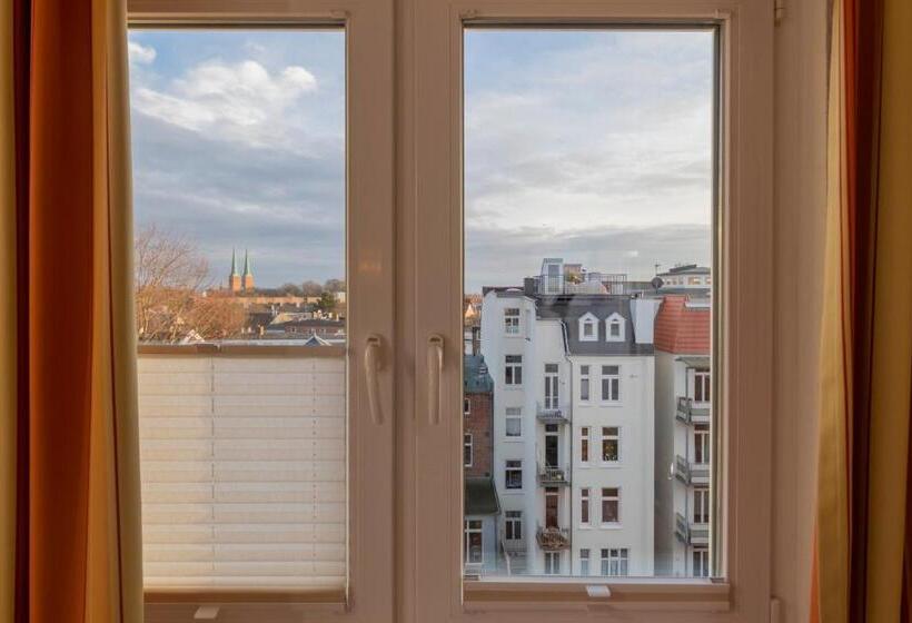 اتاق عادی یک تخته, Baltic Hotel Lübeck