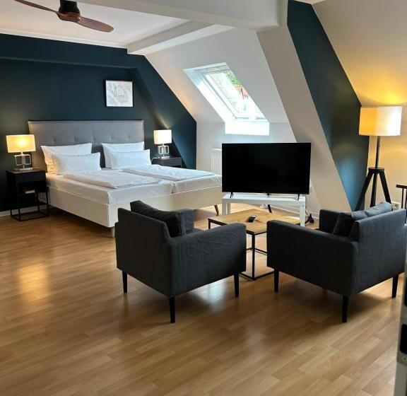 اتاق استاندارد سه نفره, Dk Hotel Deutscher Kaiser