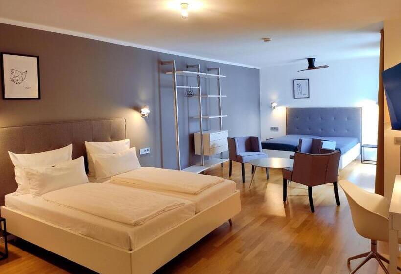 اتاق سوپریور چهار تخته, Dk Hotel Deutscher Kaiser