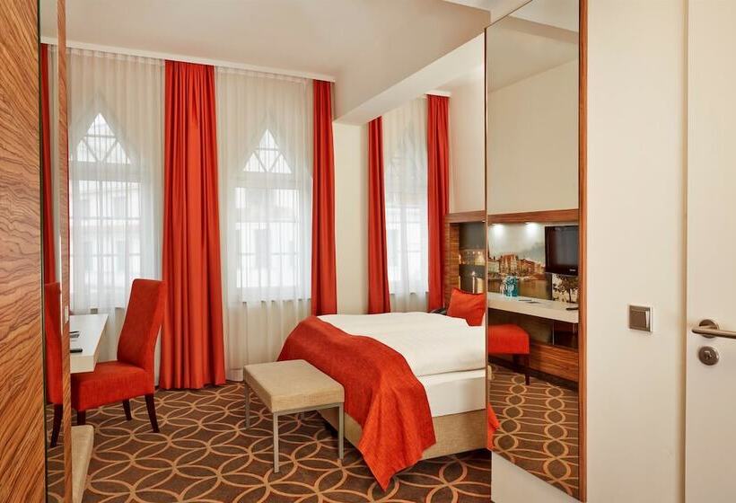 スーペリアールーム, H+ Hotel Lübeck