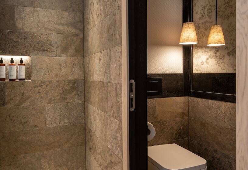 اتاق استاندارد, Parkhotel Egerner Höfe