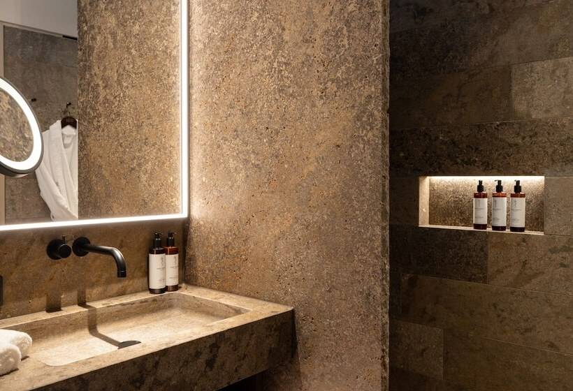 اتاق استاندارد, Parkhotel Egerner Höfe