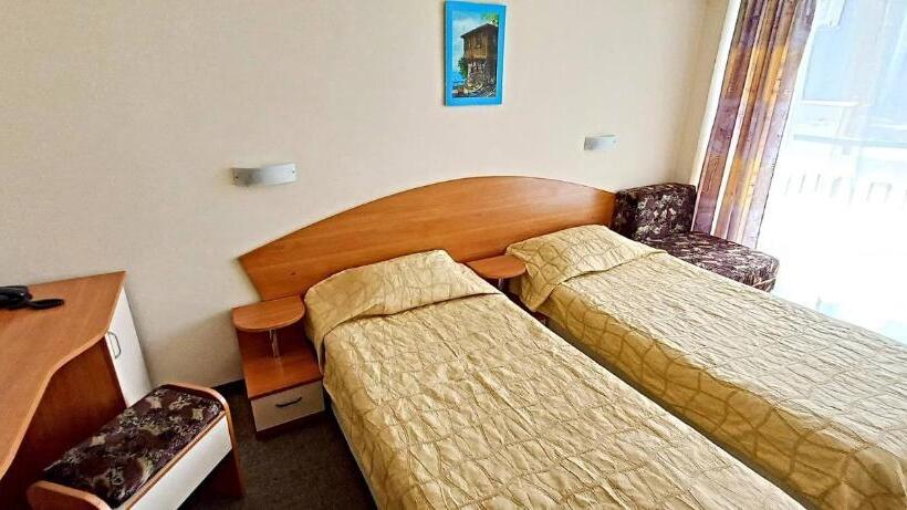 اتاق استاندارد با چشم‌انداز باغ, Pliska   All Inclusive Light