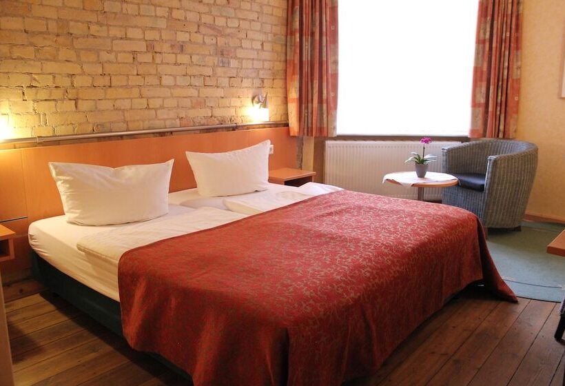 اتاق استاندارد, Boutique Hotel Schwarzer Baer