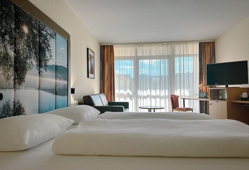 اتاق استاندارد, Schwarzwaldhotel Gengenbach