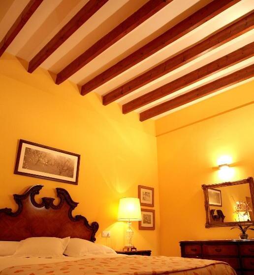 سوییت سوپریور, Petit Hotel Alaro