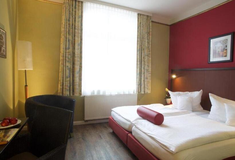 اتاق استاندارد, Boutique Hotel Schwarzer Baer