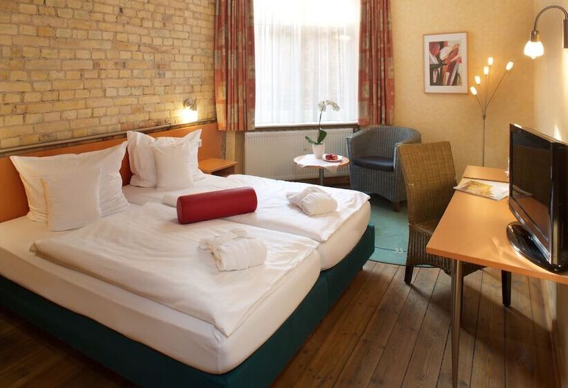 اتاق استاندارد, Boutique Hotel Schwarzer Baer