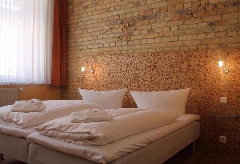 اتاق استاندارد, Boutique Hotel Schwarzer Baer