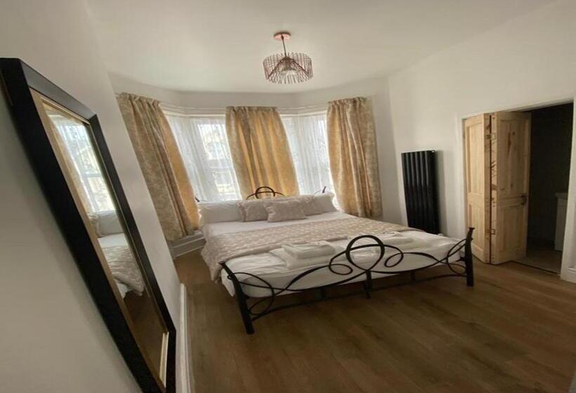 اتاق استاندارد, Alexander Hotel Fully Refurbished All Rooms En Suite