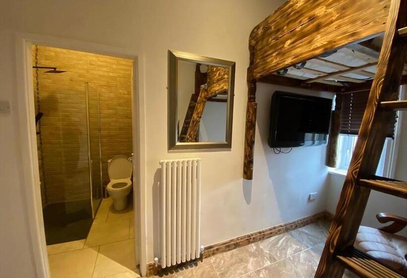 اتاق استاندارد, Alexander Hotel Fully Refurbished All Rooms En Suite