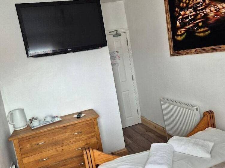 اتاق استاندارد, Alexander Hotel Fully Refurbished All Rooms En Suite