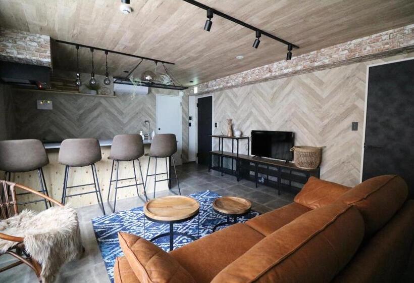 اتاق استاندارد چهار تخته, Maison Sapporo