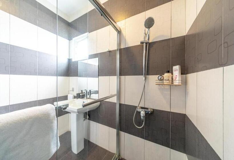 آپارتمان 2 خوابه, Montecito Apartments