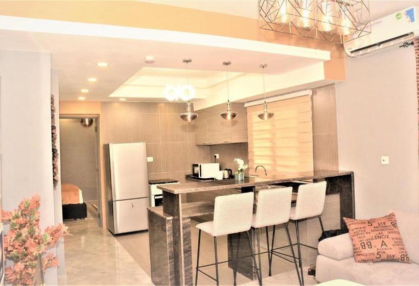 آپارتمان 1 خوابه, Montecito Apartments