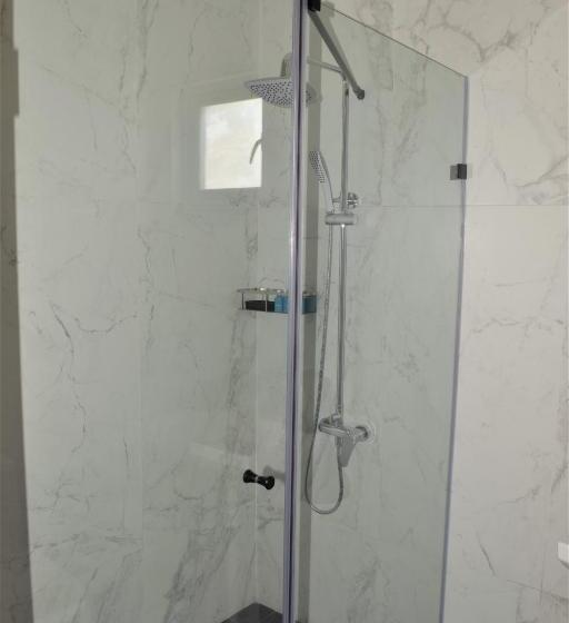 آپارتمان 2 خوابه, Montecito Apartments