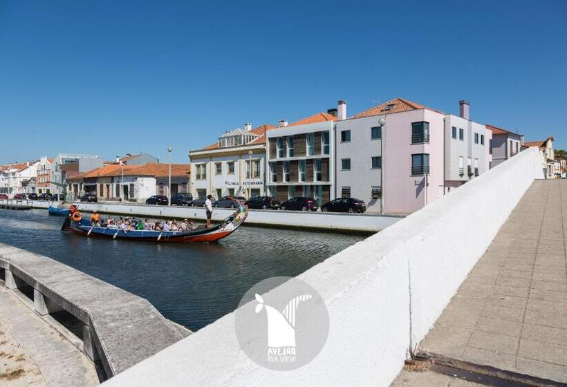 سوئیت جونیور با چشم‌انداز, Aveiro Ria View