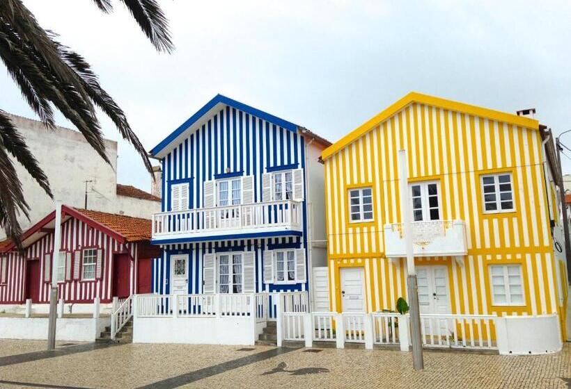 سوئیت جونیور با چشم‌انداز, Aveiro Ria View
