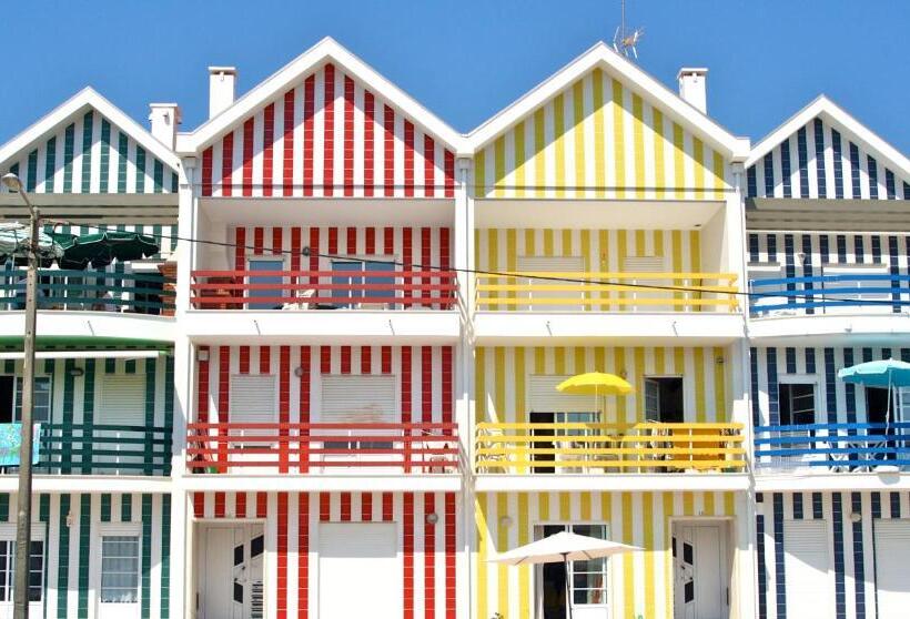 سوئیت جونیور با چشم‌انداز, Aveiro Ria View