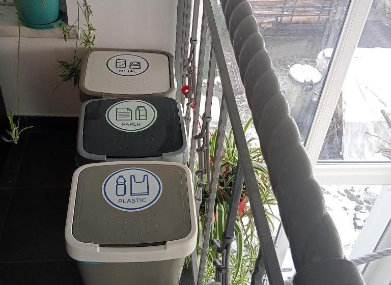 استودیو خانوادگی, Family Apartments Dorobok