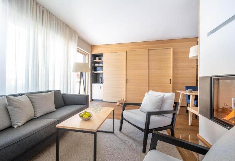 בקתת סופריור בת חדר 1, Sporthotel Chalet