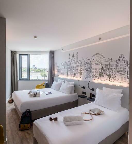 اتاق لوکس سه تخته, B&b Hotel Budapest City