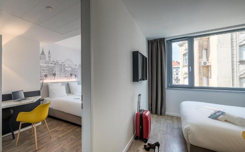 اتاق استاندارد چهار تخته, B&b Hotel Budapest City