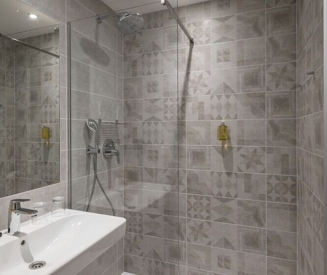 اتاق استاندارد سه نفره, B&b Hotel Budapest City