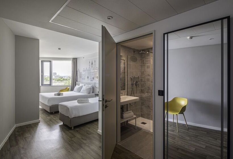 اتاق لوکس سه تخته, B&b Hotel Budapest City