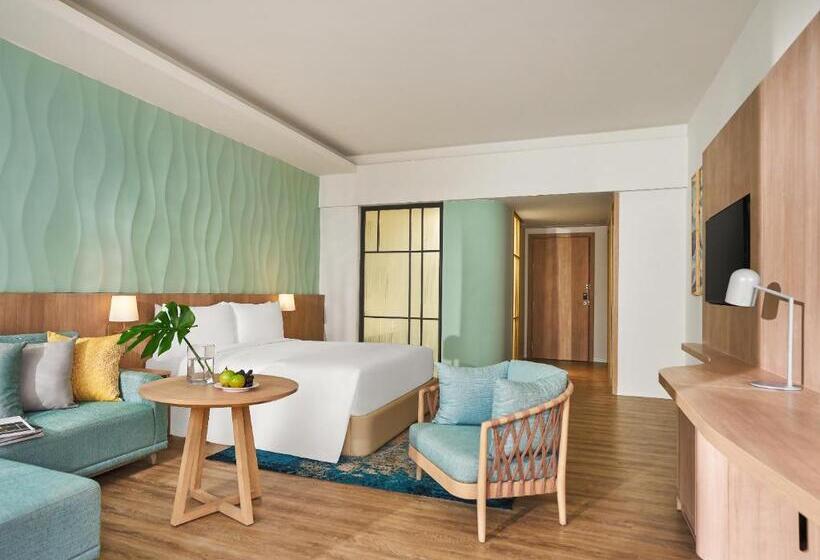 اتاق استاندارد با تخت بزرگ, Holiday Inn Resort Ho Tram Beach, An Ihg