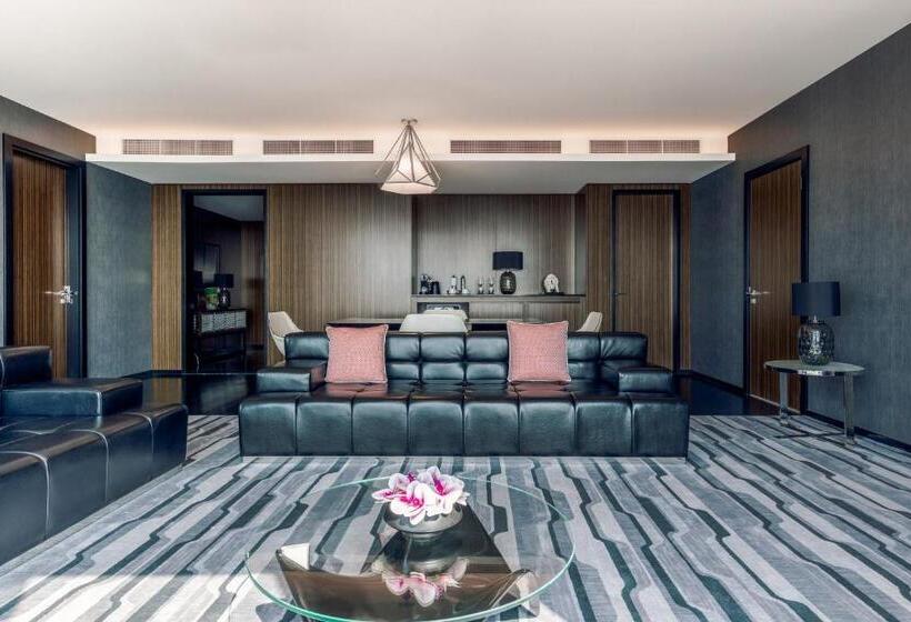 سوئیت با تخت بزرگ, Intercontinental Luanda Miramar, An Ihg